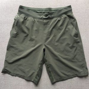 Green (olive) medium 9" Lululemon THE short